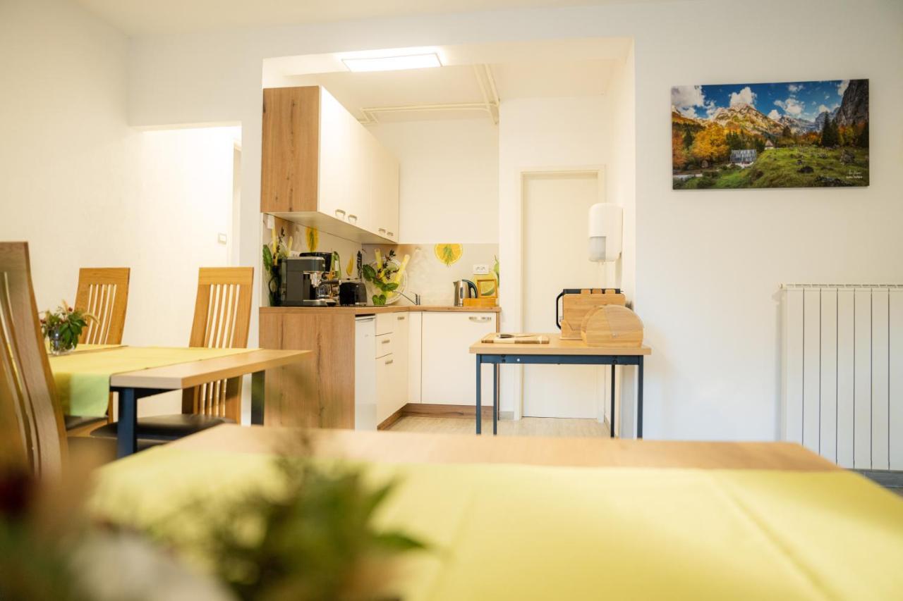 Affittacamere Relax House Soca Bovec Esterno foto