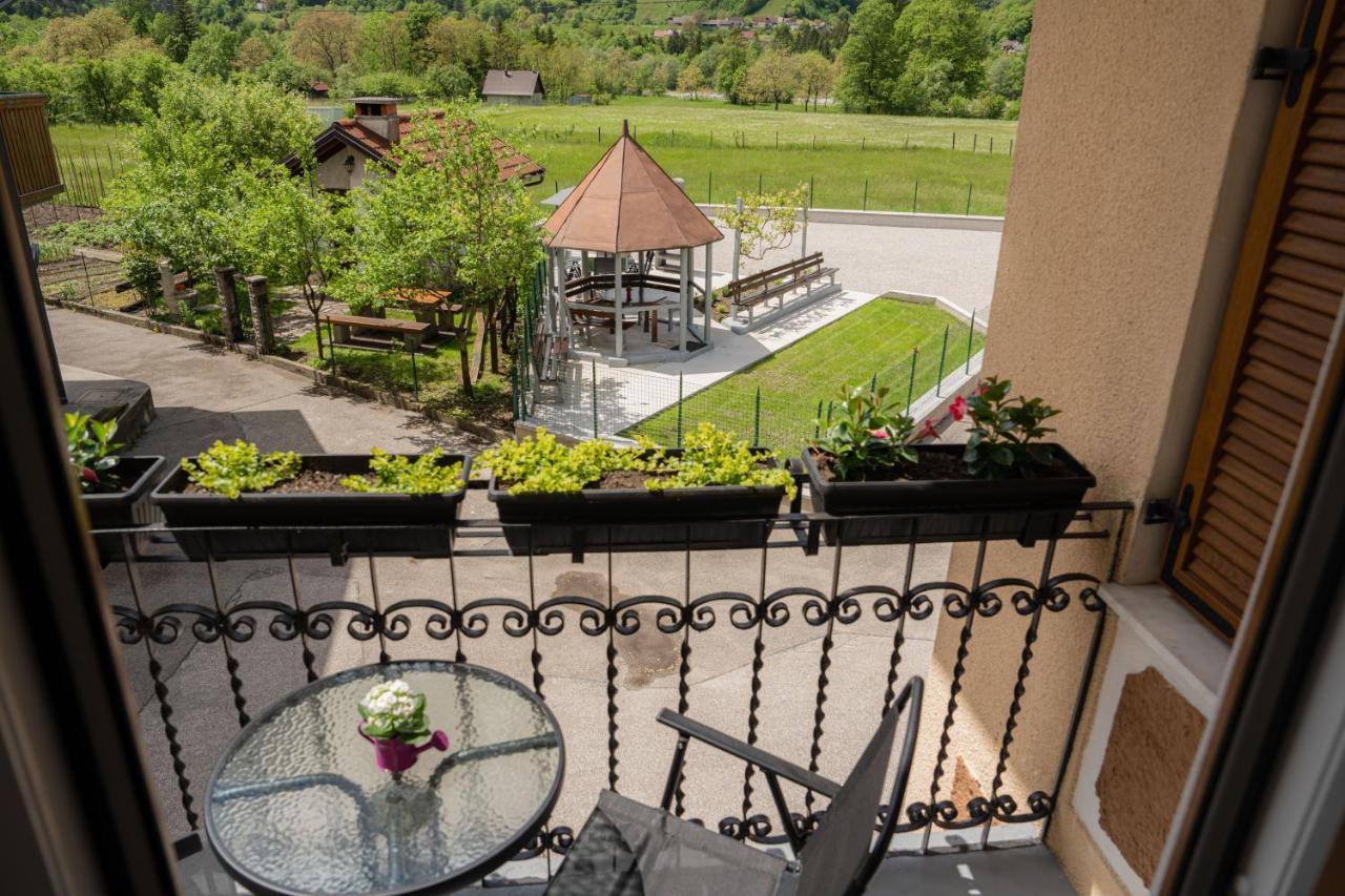 Affittacamere Relax House Soca Bovec Esterno foto