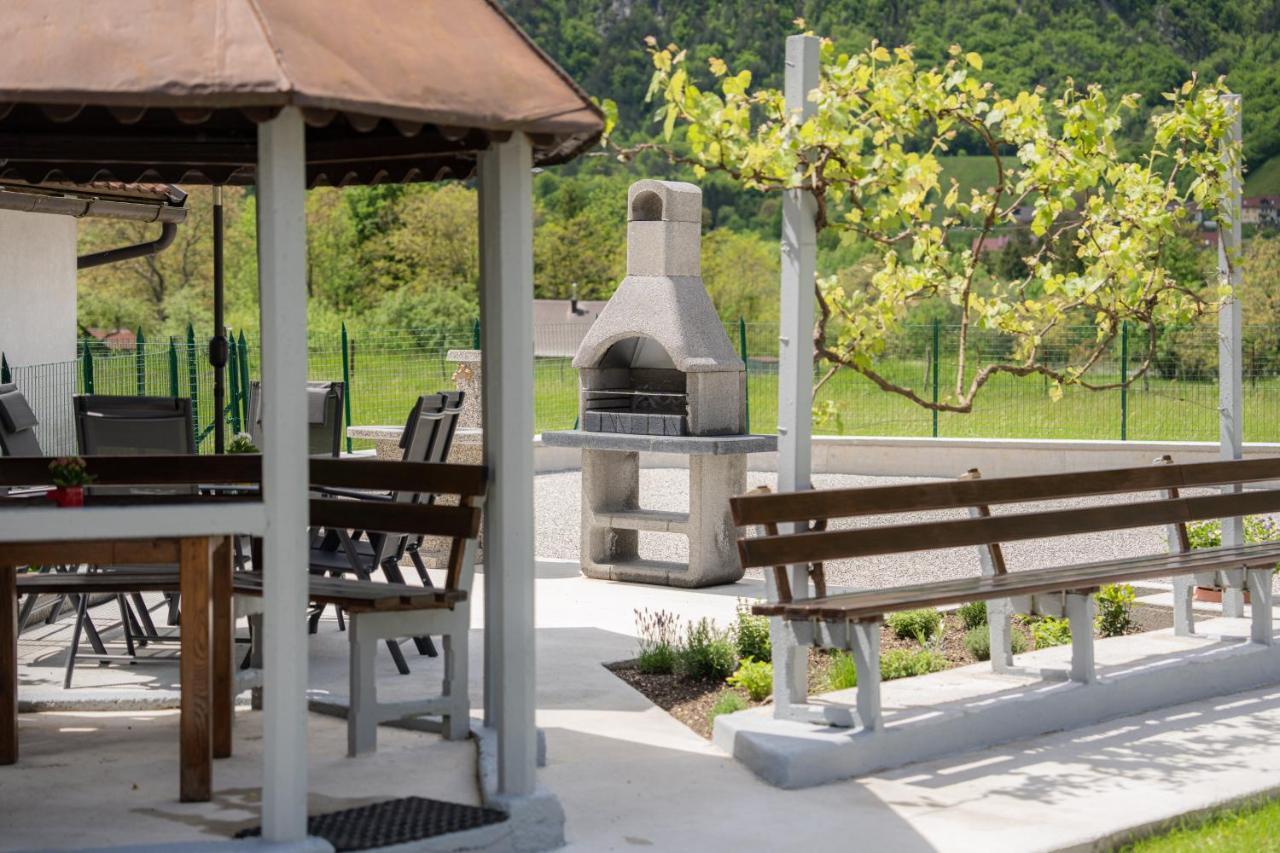 Affittacamere Relax House Soca Bovec Esterno foto