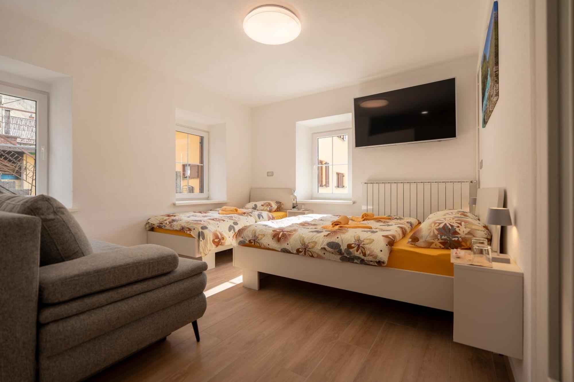 Affittacamere Relax House Soca Bovec Esterno foto